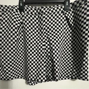 Worthington Checkered Black and White women short size 12